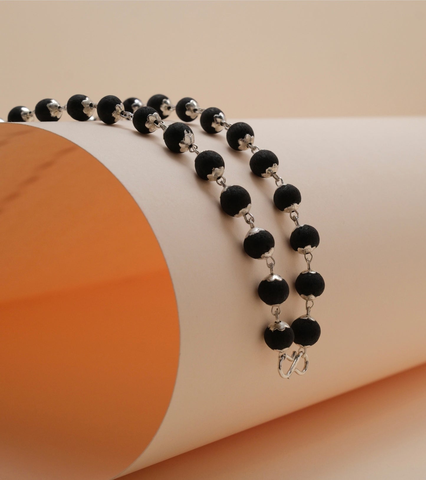 Silver Cap Karungali Mala – Divine Protection & Energy Balance
